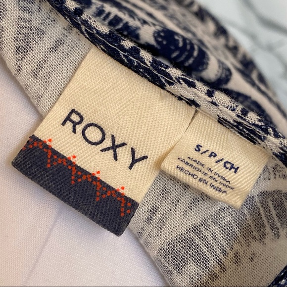 Roxy Koggala blue white print wide kimono short sleeve scoop neck top shirt - Picture 10 of 11